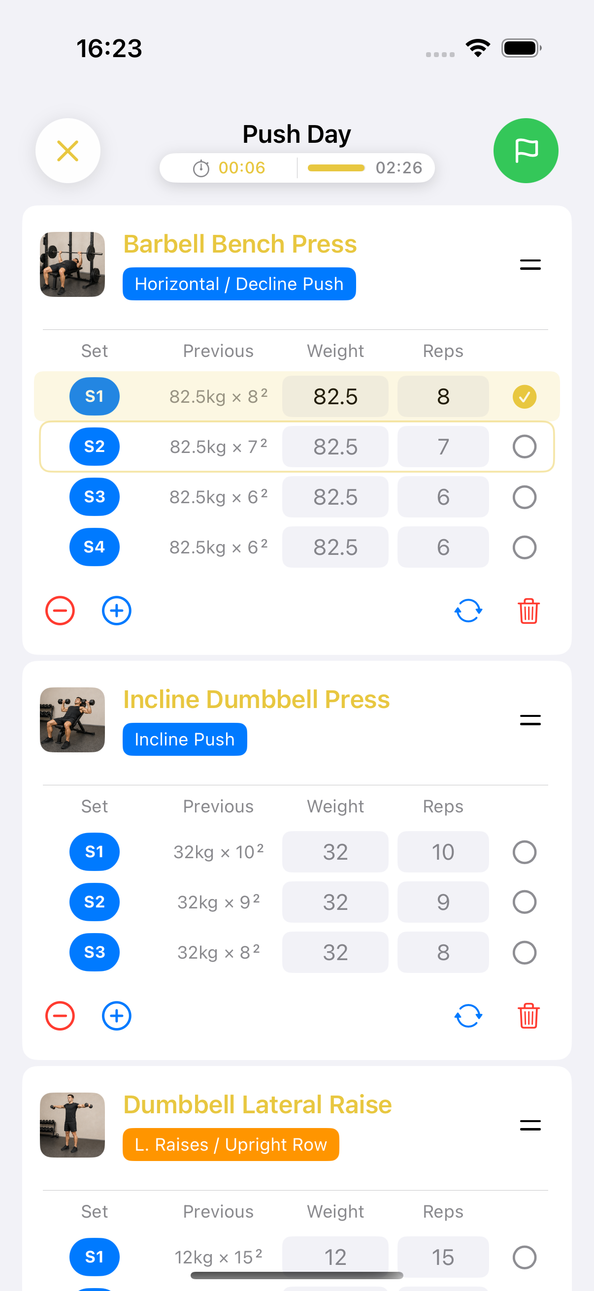 Sthenos rest timer running during a workout